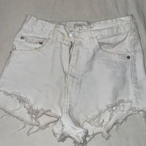 Highway said distressed white jean shorts